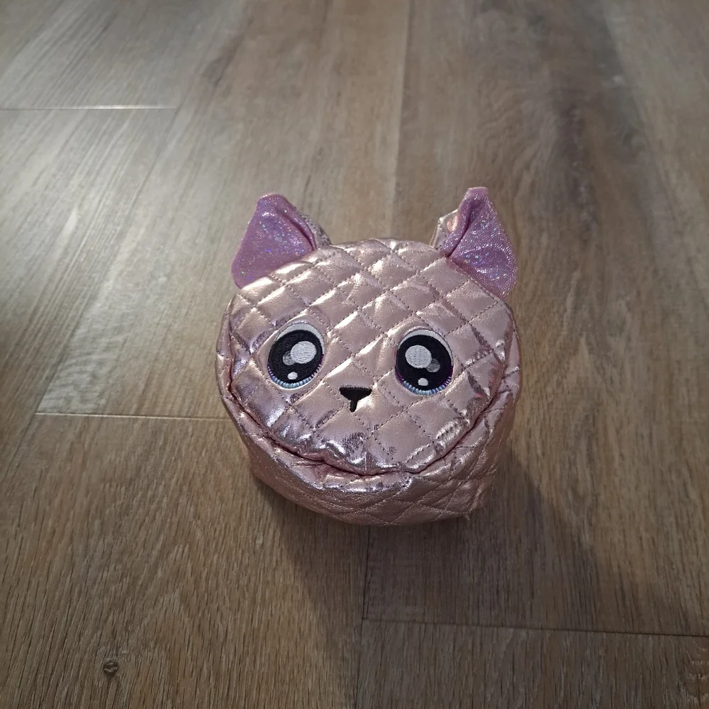 NA! NA! NA! Suprise Holographic Pink Cat Face Mini Doll Keepsake Bag